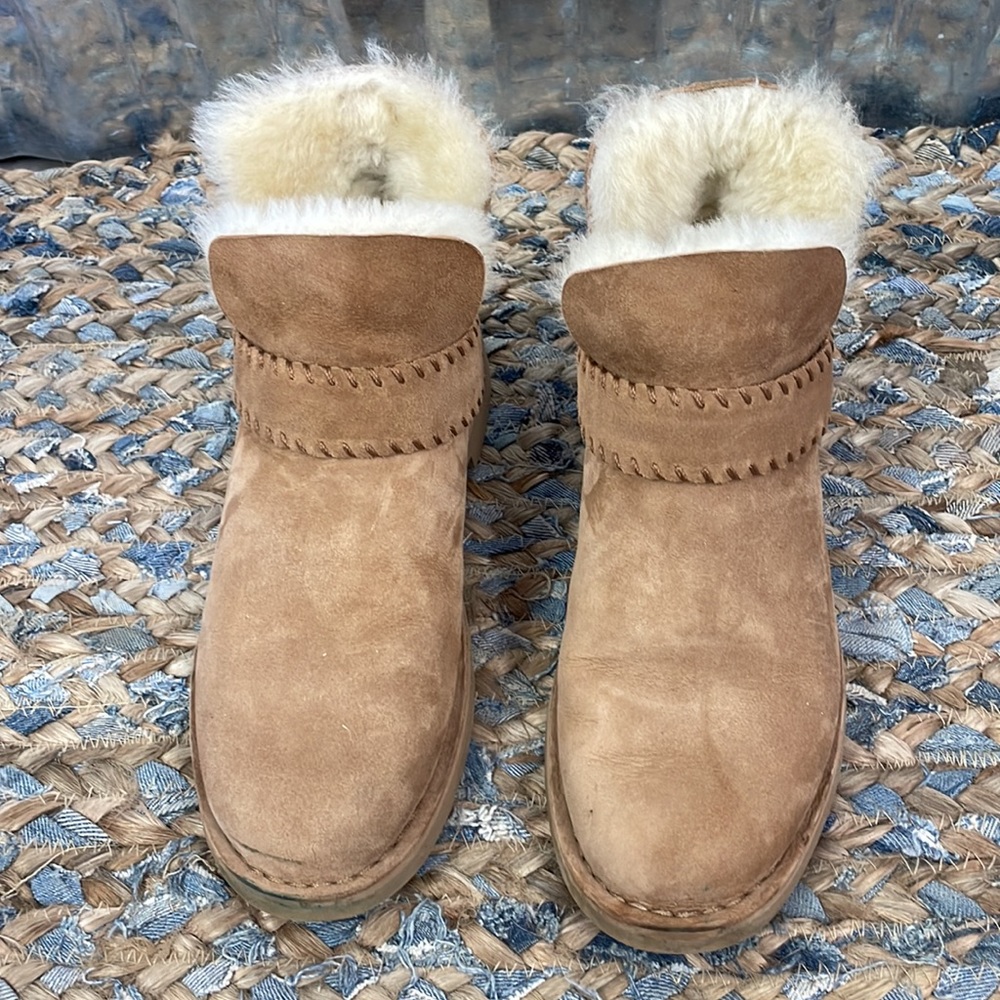 UGG booties - Picture 2 of 7